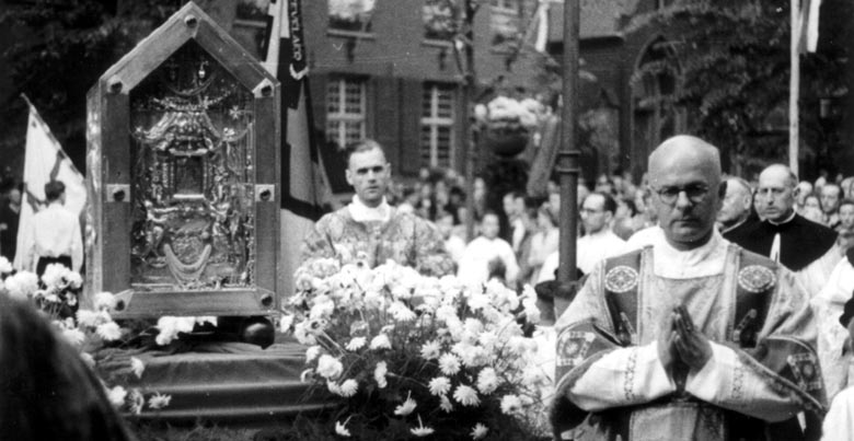 Erich Bensch bei der Marientracht in Kevelaer