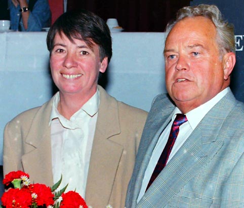 Barbara Hendricks, Helmut Esters