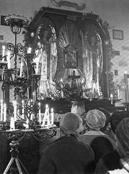 Foto zeigt Altar und Gnadenbildschrein in Kevelaer in Südafrika