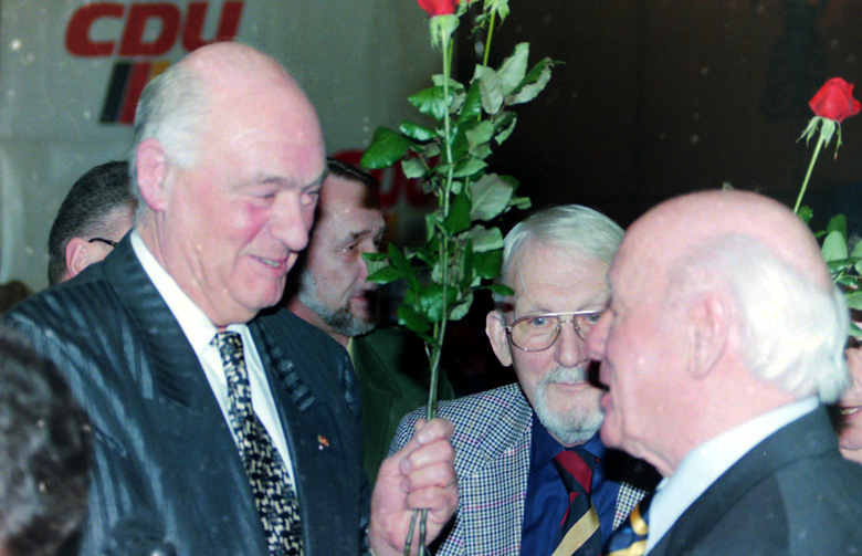 Willi Pieper, Hans Pickers