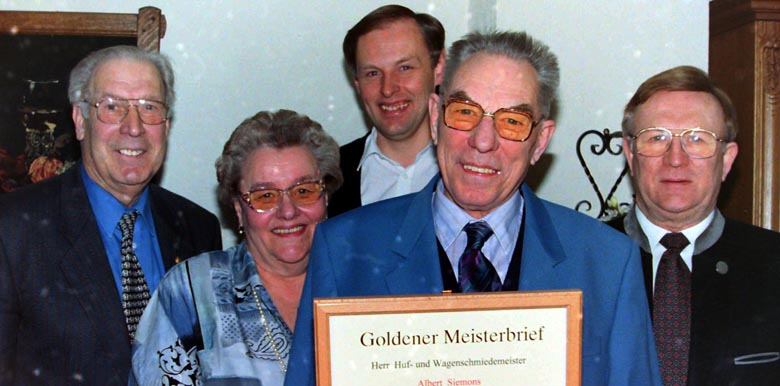 Goldener Meisterbrief für Albert Siemons