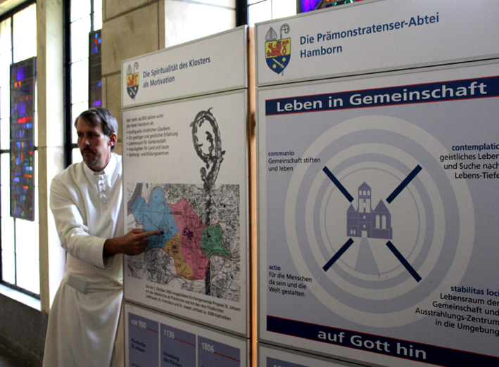 Pater Georg in der Abtei Hamborn